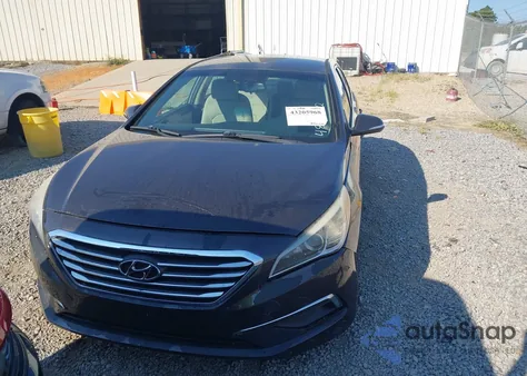2017 Hyundai Sonata Sport z USA, uszkodzony, nr VIN 5NPE34AF2HH487482